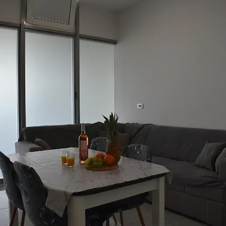 Apartment Urban Nest Lazarica - Cozy Near & Center *